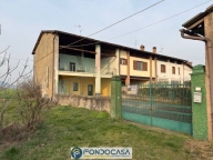 Visualizza le foto dell'immobile