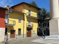 Visualizza le foto dell'immobile