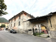 Visualizza le foto dell'immobile
