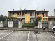 Visualizza le foto dell'immobile Visualizza le foto dell'immobile