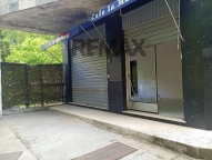 Visualizza le foto dell'immobile