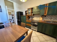 Visualizza le foto dell'immobile