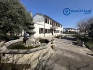 Visualizza le foto dell'immobile Visualizza le foto dell'immobile