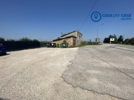 Visualizza le foto dell'immobile