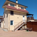 Visualizza le foto dell'immobile