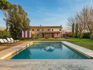 Visualizza le foto dell'immobile