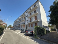 Vai alla scheda immobile Vai alla scheda immobile