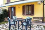 Visualizza le foto dell'immobile