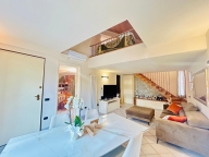 Visualizza le foto dell'immobile