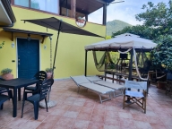 Visualizza le foto dell'immobile