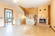 Visualizza le foto dell'immobile