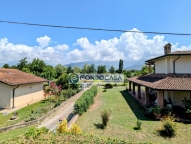 Visualizza le foto dell'immobile