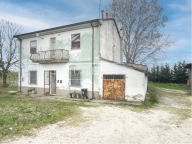 Visualizza le foto dell'immobile