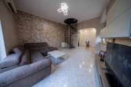 Visualizza le foto dell'immobile