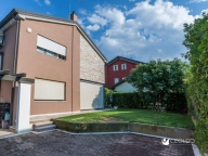 Visualizza le foto dell'immobile Visualizza le foto dell'immobile