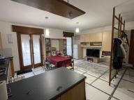 Visualizza le foto dell'immobile Visualizza le foto dell'immobile