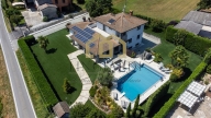 Visualizza le foto dell'immobile