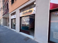 Visualizza le foto dell'immobile