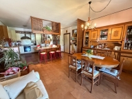 Visualizza le foto dell'immobile Visualizza le foto dell'immobile