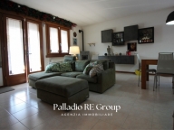 Visualizza le foto dell'immobile Visualizza le foto dell'immobile