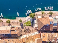 Visualizza le foto dell'immobile