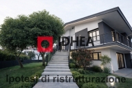 Visualizza le foto dell'immobile