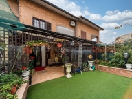 Visualizza le foto dell'immobile