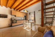 Visualizza le foto dell'immobile