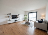 Visualizza le foto dell'immobile