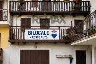 Visualizza le foto dell'immobile