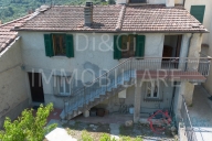 Visualizza le foto dell'immobile