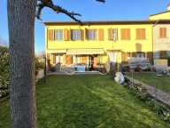 Visualizza le foto dell'immobile
