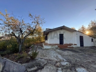 Visualizza le foto dell'immobile