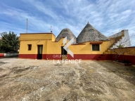 Visualizza le foto dell'immobile