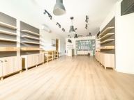 Visualizza le foto dell'immobile