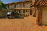 Visualizza le foto dell'immobile