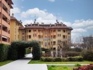 Visualizza le foto dell'immobile