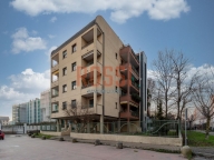 Visualizza le foto dell'immobile