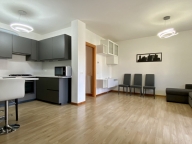 Visualizza le foto dell'immobile