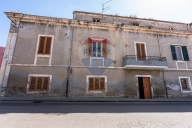 Visualizza le foto dell'immobile