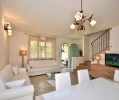 Visualizza le foto dell'immobile