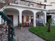 Visualizza le foto dell'immobile