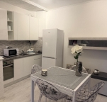 Visualizza le foto dell'immobile