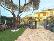 Visualizza le foto dell'immobile