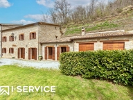 Visualizza le foto dell'immobile