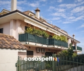 Visualizza le foto dell'immobile