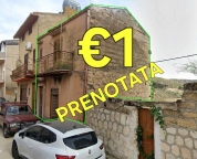 Visualizza le foto dell'immobile