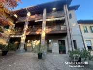 Visualizza le foto dell'immobile