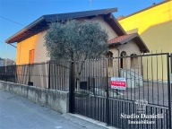 Visualizza le foto dell'immobile