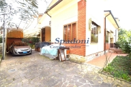 Visualizza le foto dell'immobile